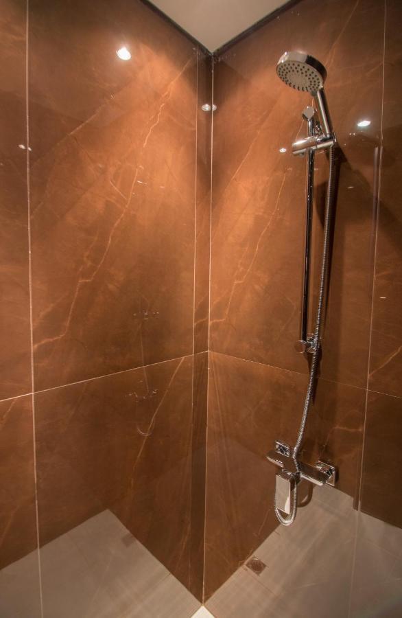 Luxurious 2br - Fully Upgraded - High-end Facilities Apartment Dubai