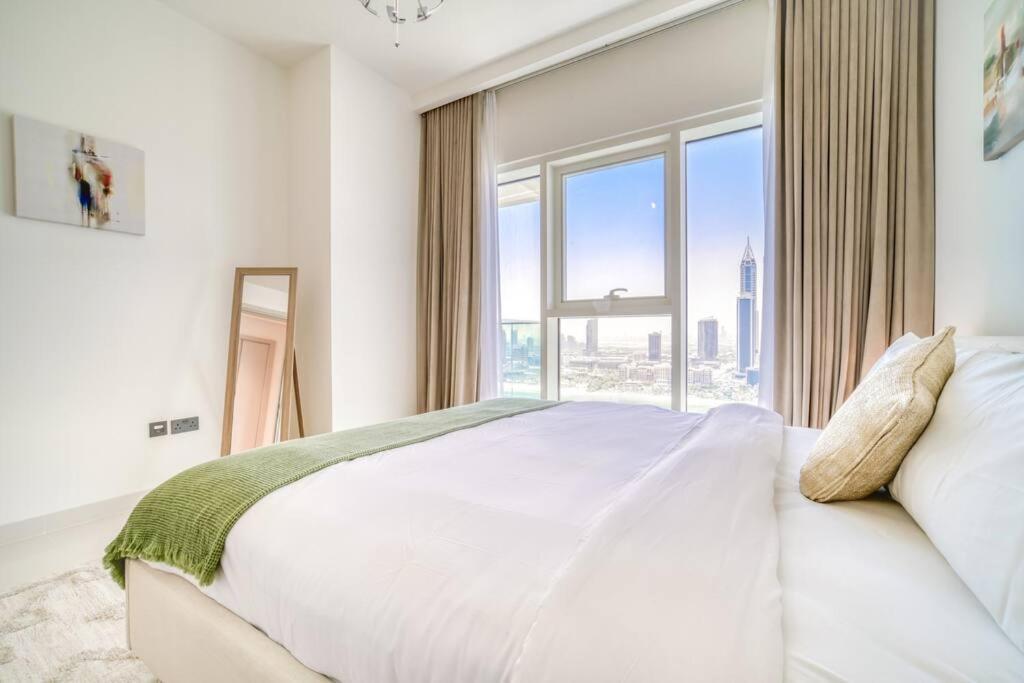 Sunrise Bay, Emaar Beachfront Harbour - Mint Apartment *