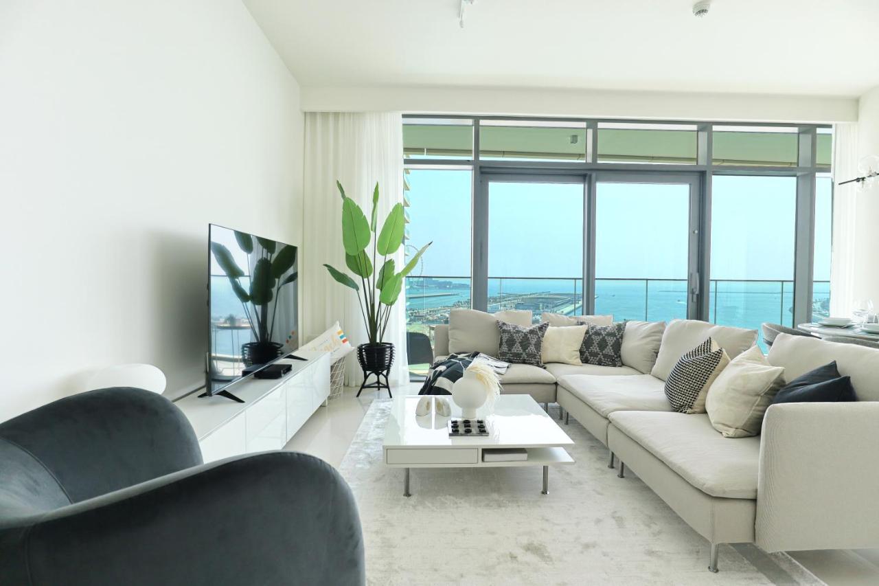 Higuests - Superlative With Private Access Apartment *