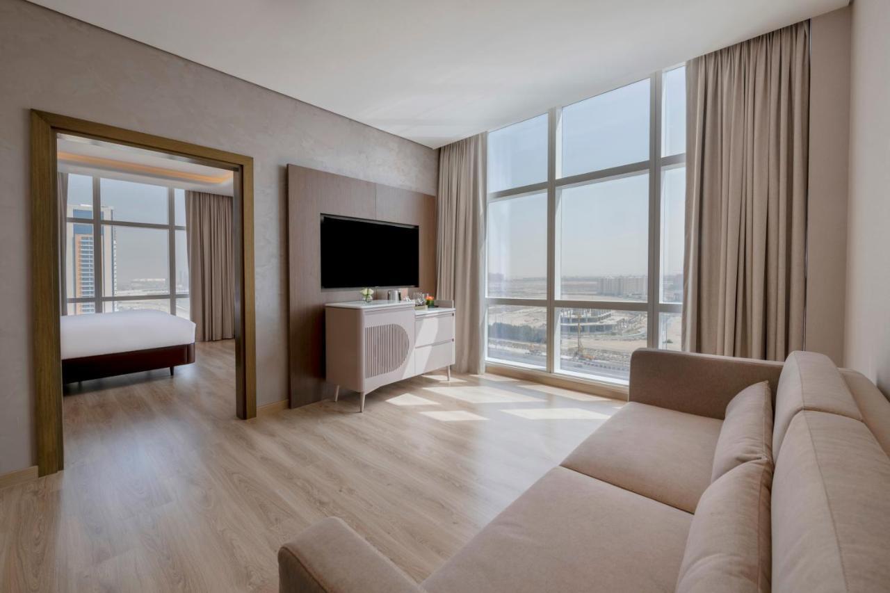Movenpick Jumeirah Village Triangle 5* Dubai