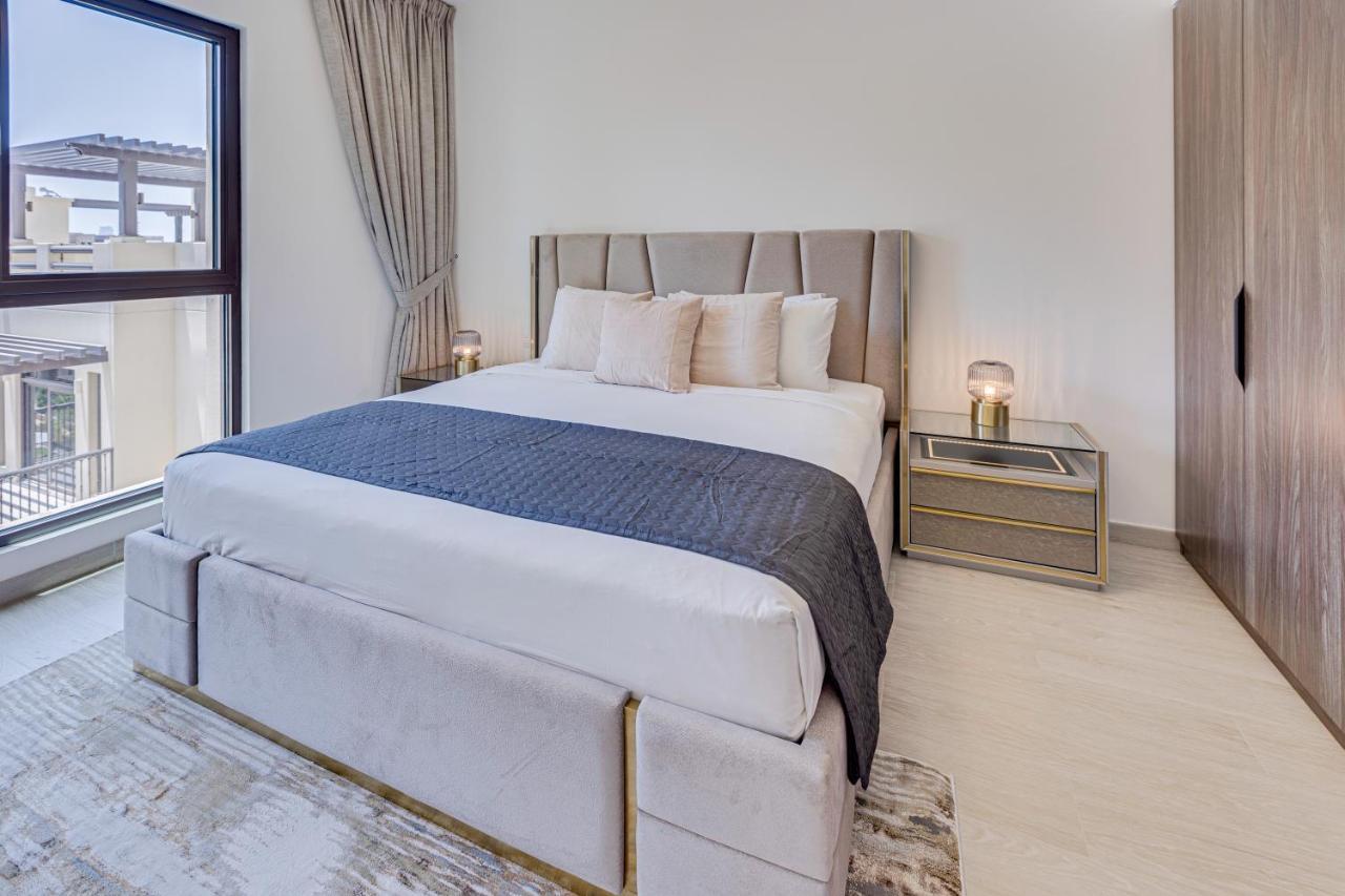 Luxury In Madinat Jumeirah Living Apartment *