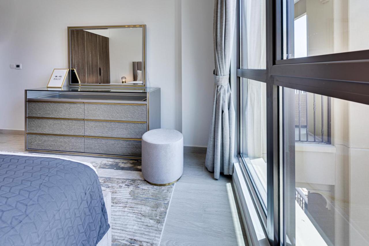 Luxury In Madinat Jumeirah Living Dubai