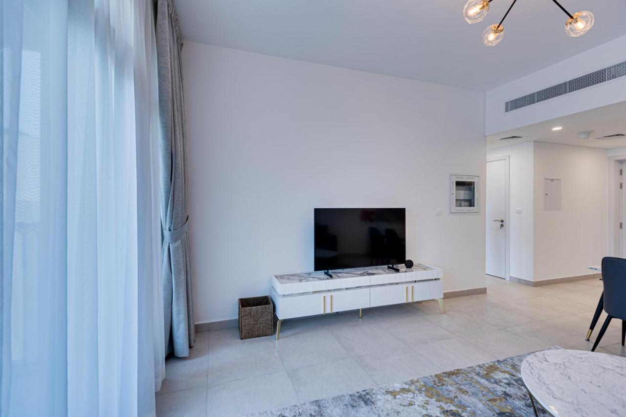 Luxury In Madinat Jumeirah Living Apartment *