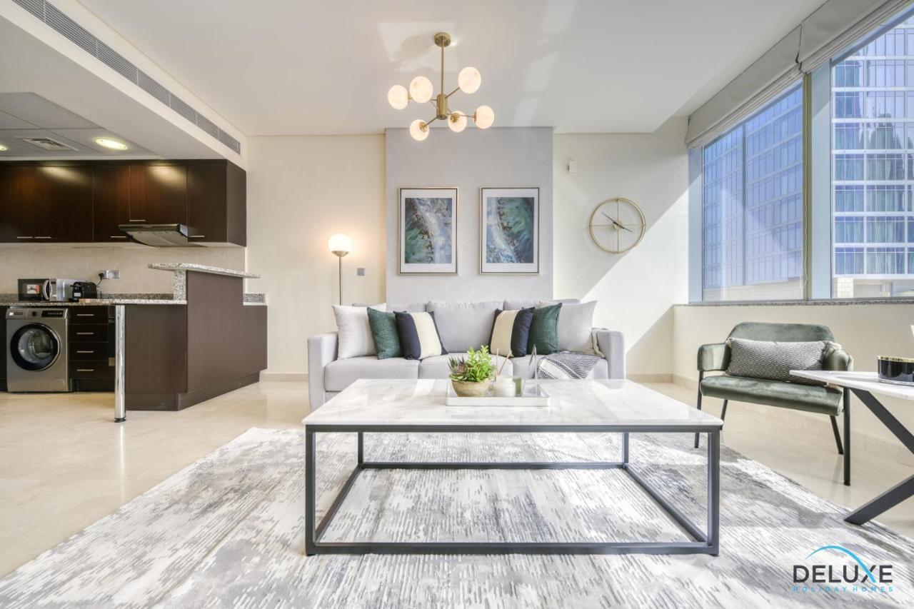 Great Rate Stylish 1br With Pool & Amenities By Deluxe Homes Apartment Dubai