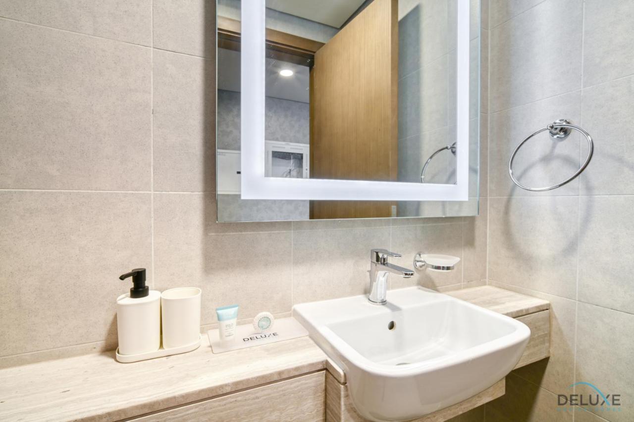 Graceful 1br At Azizi Aliyah Healthcare By Deluxe Homes Apartment