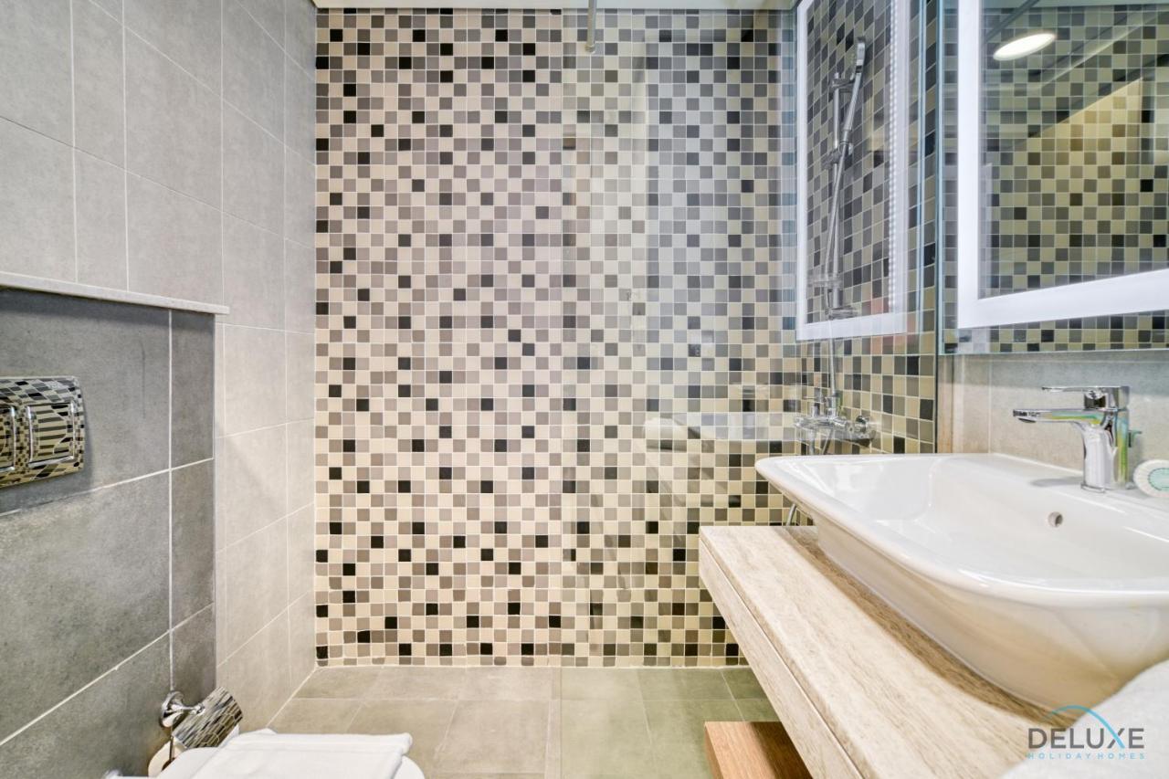 Graceful 1br At Azizi Aliyah Healthcare By Deluxe Homes * Dubai