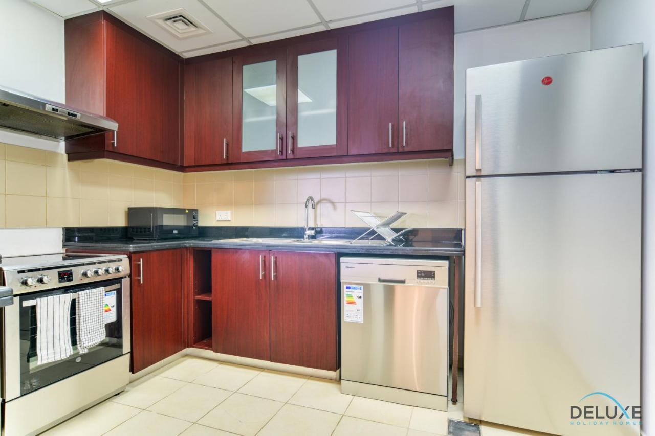 Impeccable 2br At Bahar 2 Jbr By Deluxe Homes Apartment