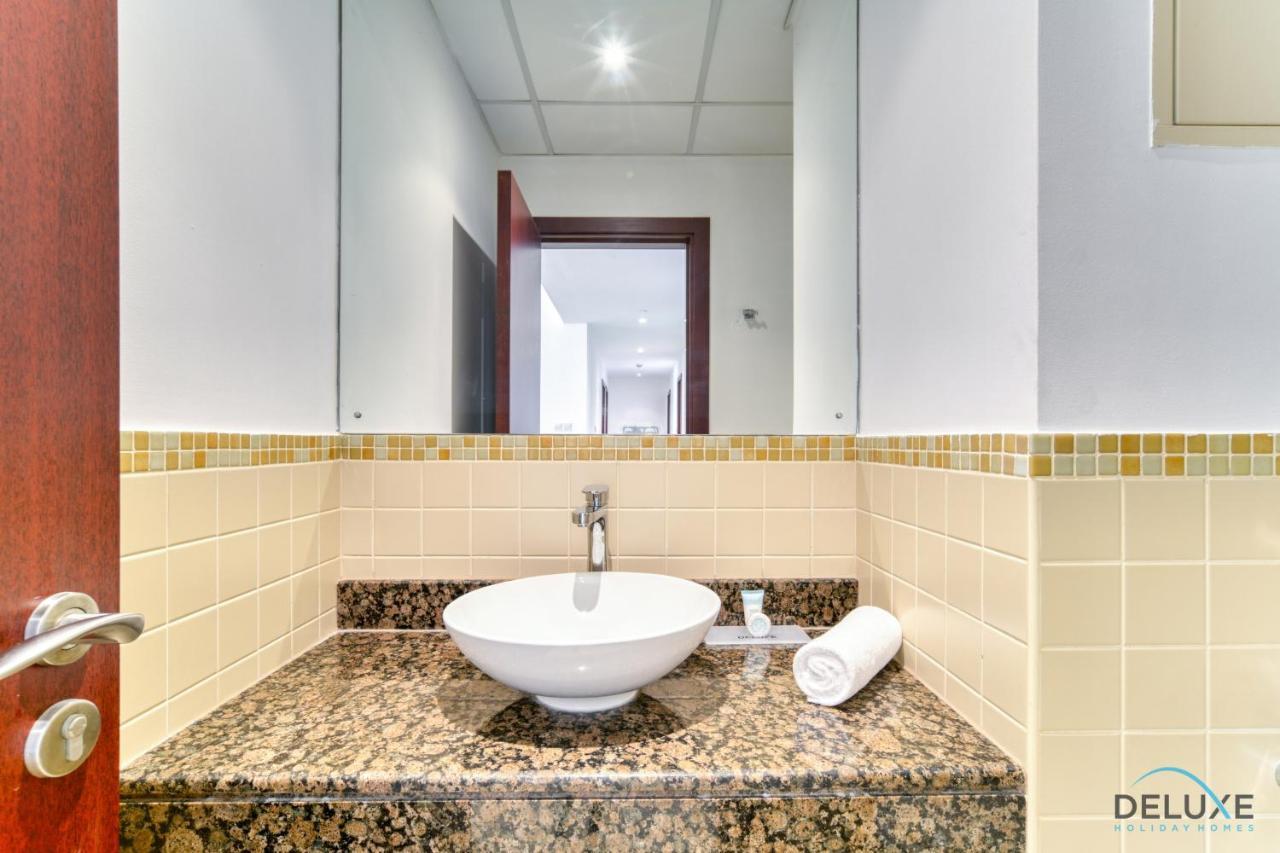 Impeccable 2br At Bahar 2 Jbr By Deluxe Homes