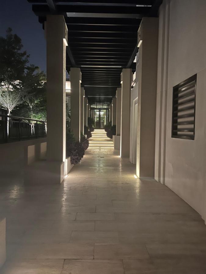 Ultimate / 2 Beds / Brand-new Madinat Jumeirah Luxury / Swimming Pool View Apartment Dubai