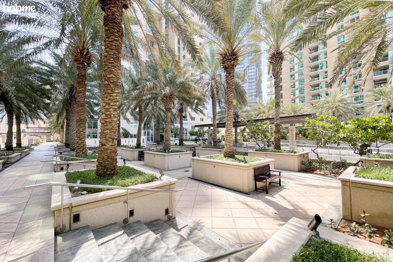 Dubai Marina 2Br Apt - Pool, Gym & Balcony Apartment Dubai