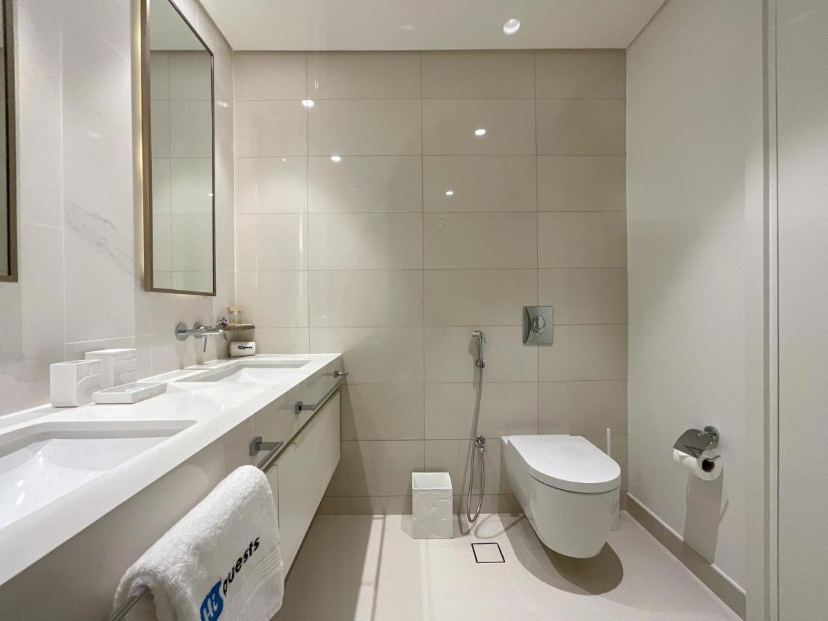 Higuests - Superlative With Private Access Apartment