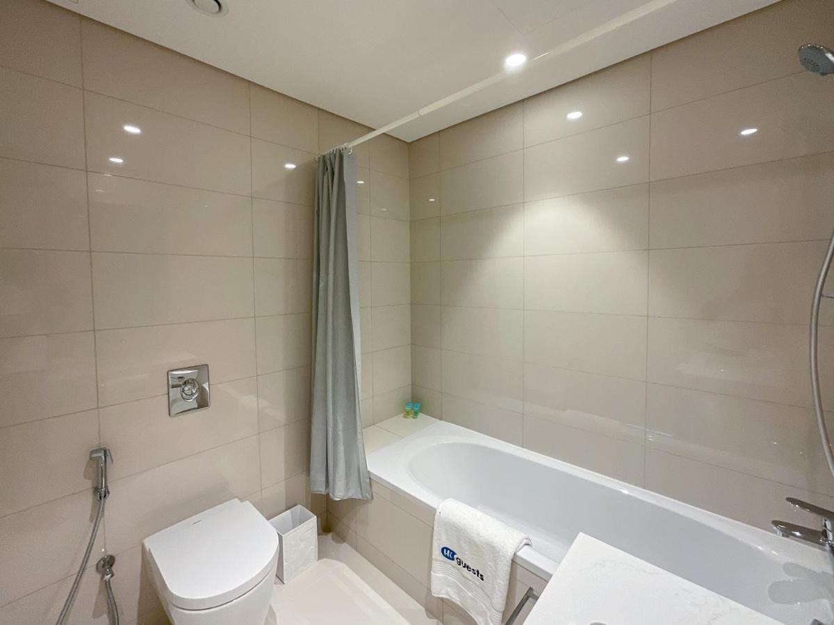 Apartment Higuests - Superlative With Private Access Dubai