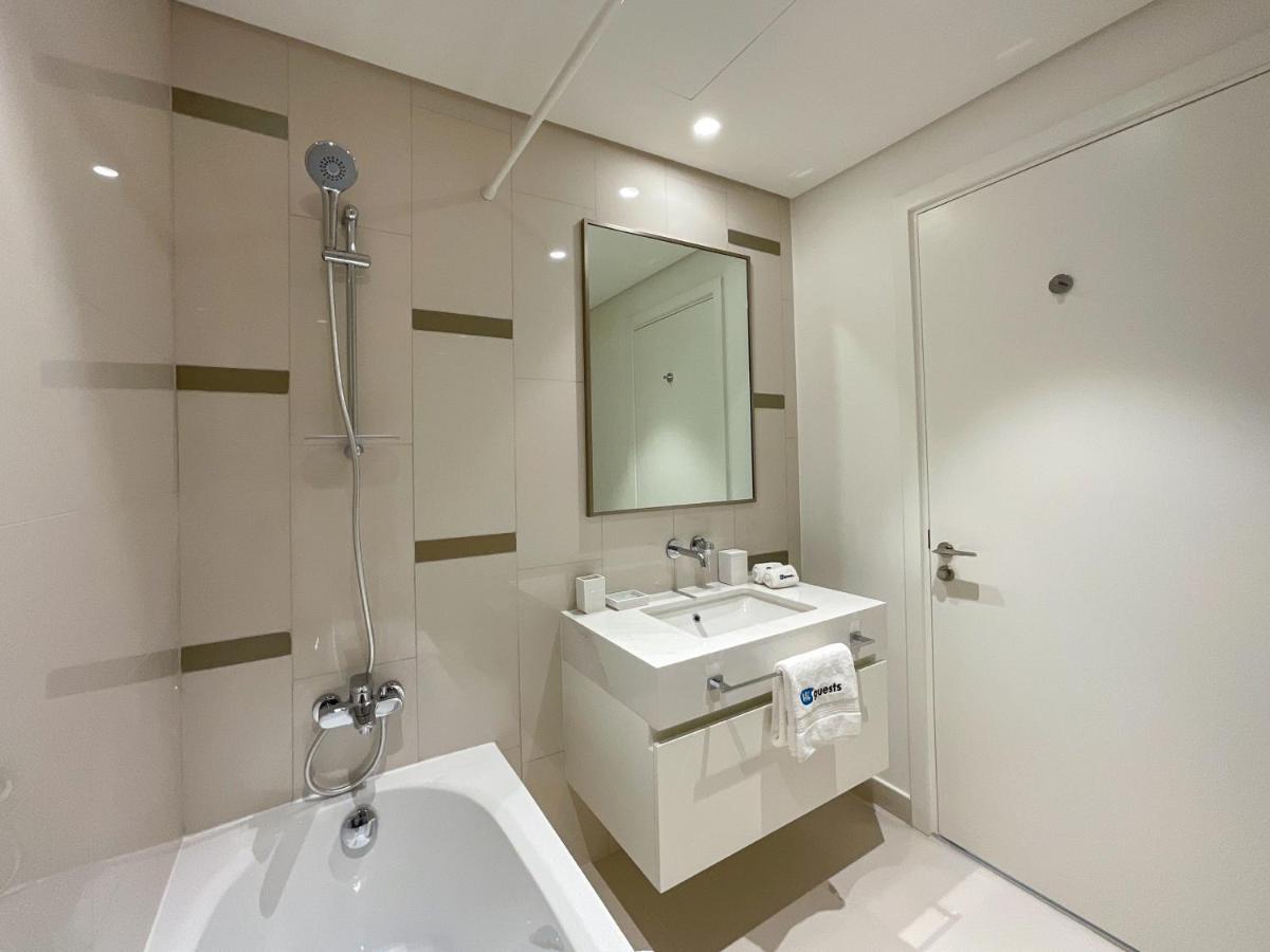 Higuests - Superlative With Private Access Apartment *