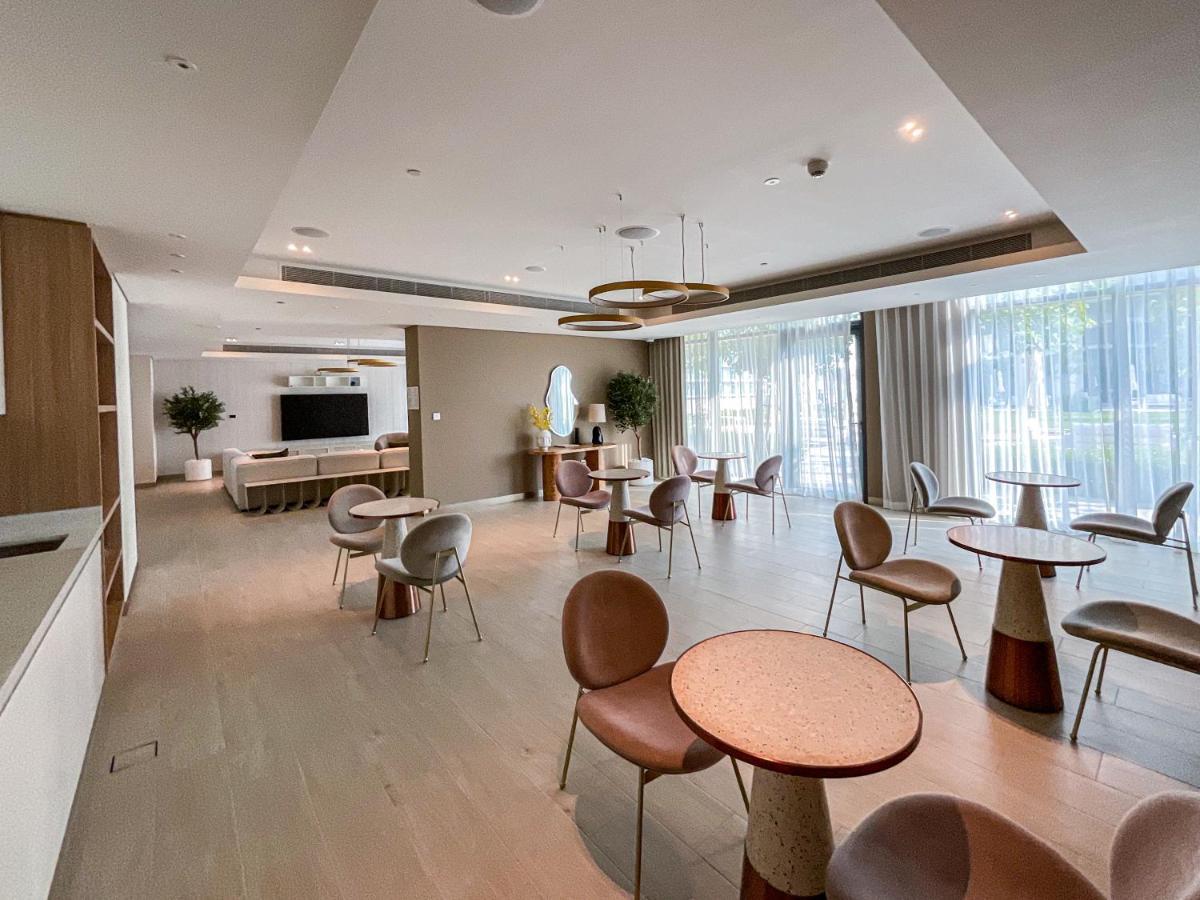 Apartment Higuests - Superlative With Private Access