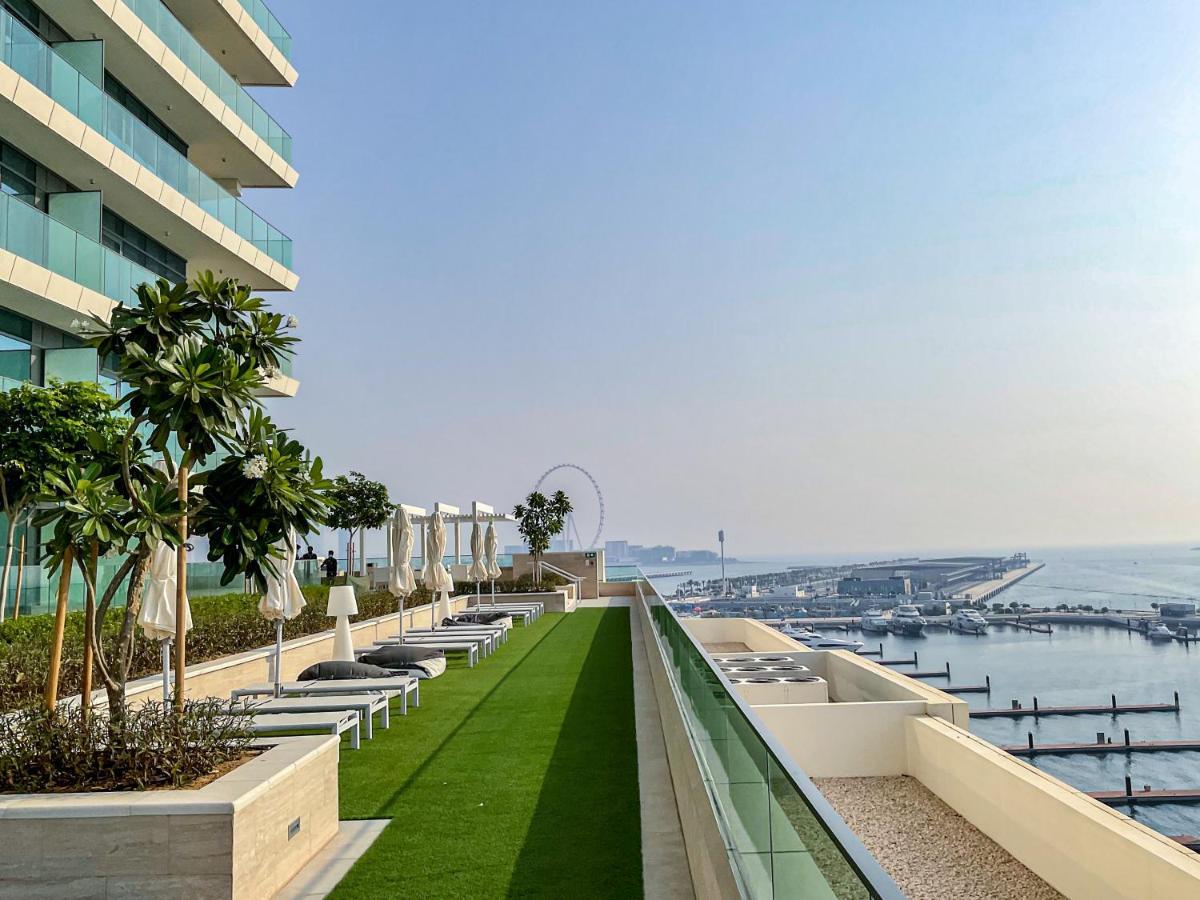 Higuests - Superlative With Private Access Apartment *