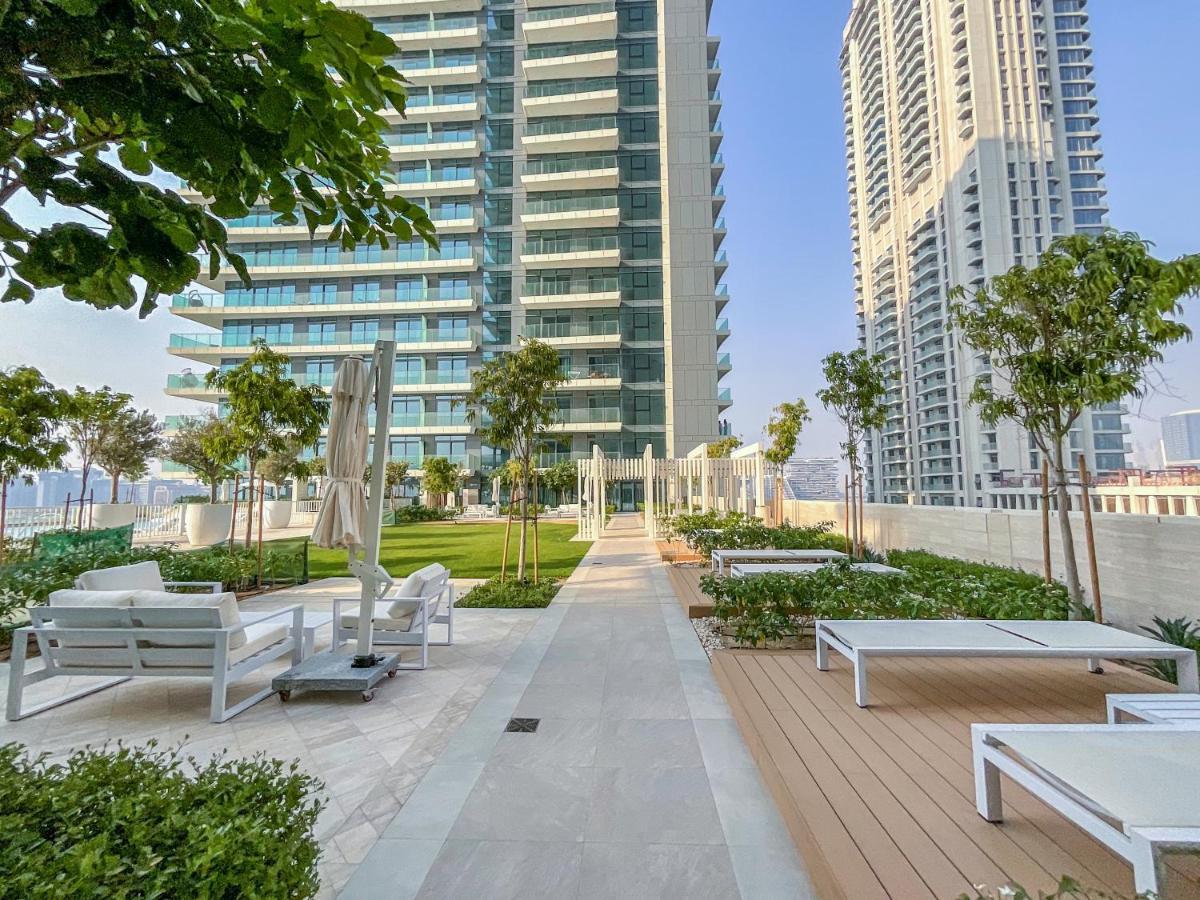 Higuests - Superlative With Private Access Apartment *