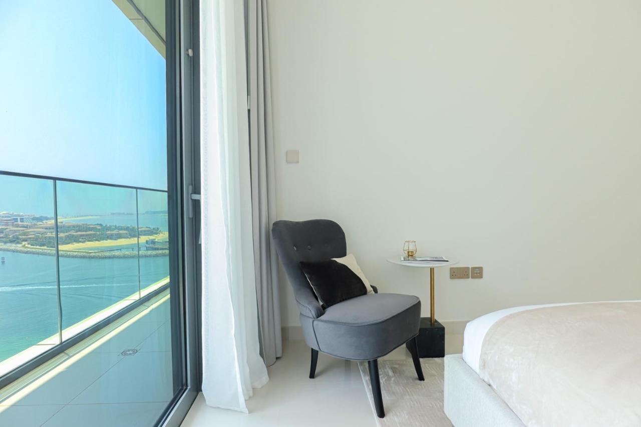 Apartment Higuests - Superlative With Private Access Dubai