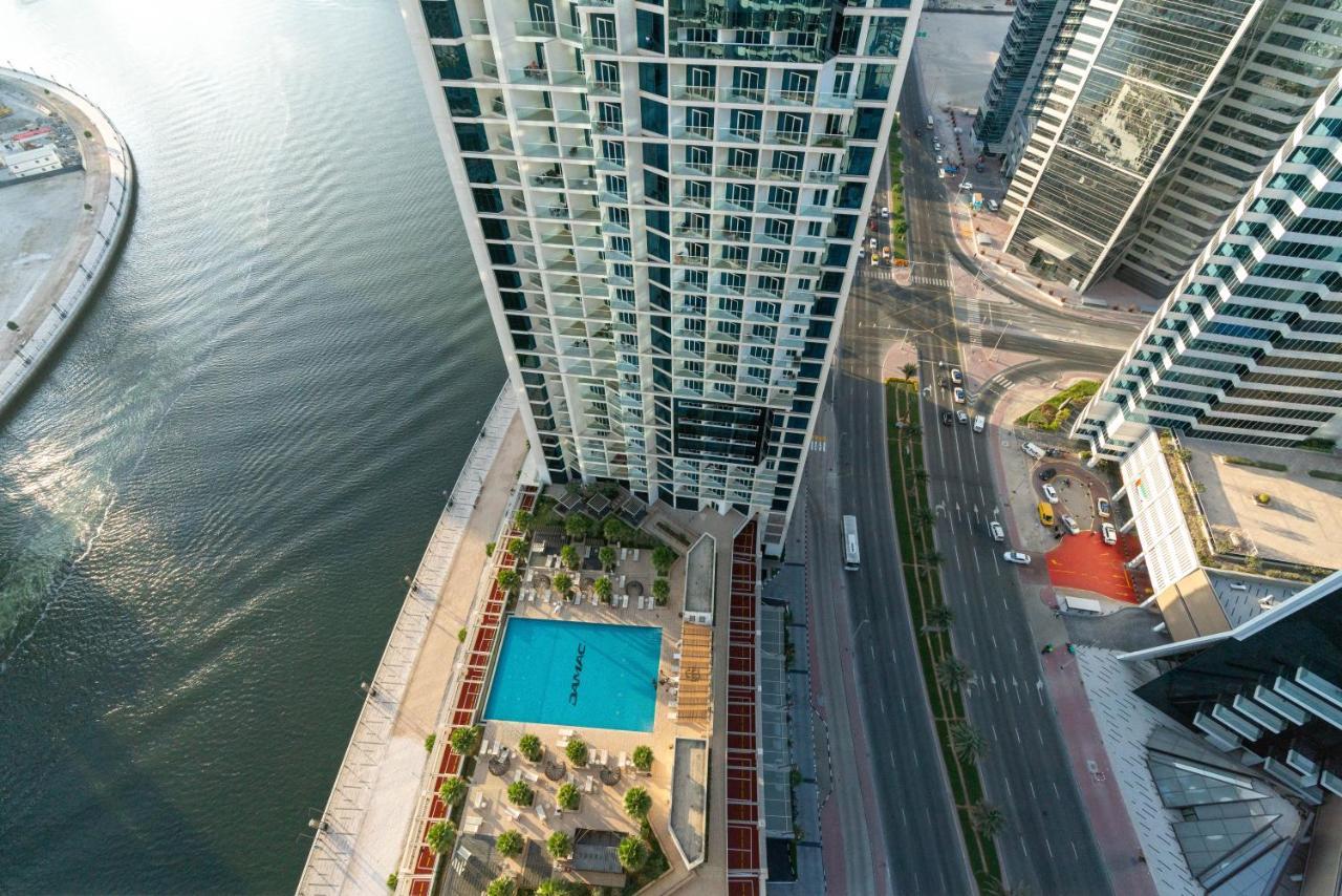 Vacay Lettings - Burj Khalifa & Canal View At Damac Prive Apartment Dubai