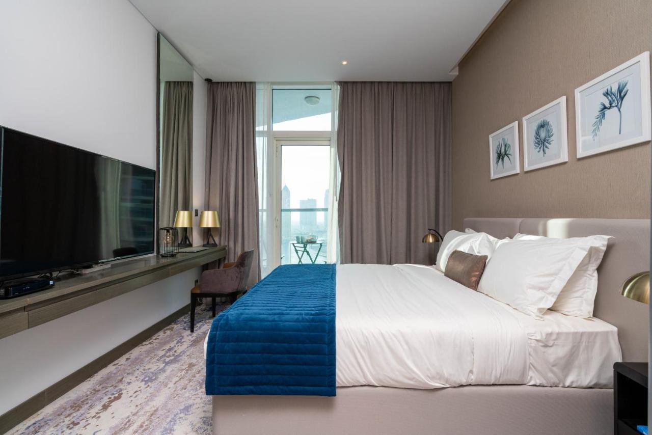 Vacay Lettings - Burj Khalifa & Canal View At Damac Prive Apartment Dubai