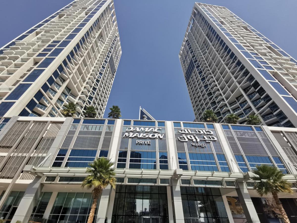 Vacay Lettings - Burj Khalifa & Canal View At Damac Prive * Dubai