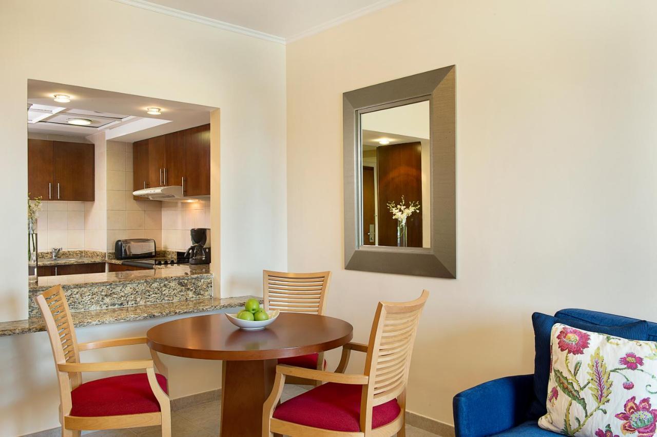 Millennium Lakeview Formerly Copthorne Lakeview Executive 4* Dubai
