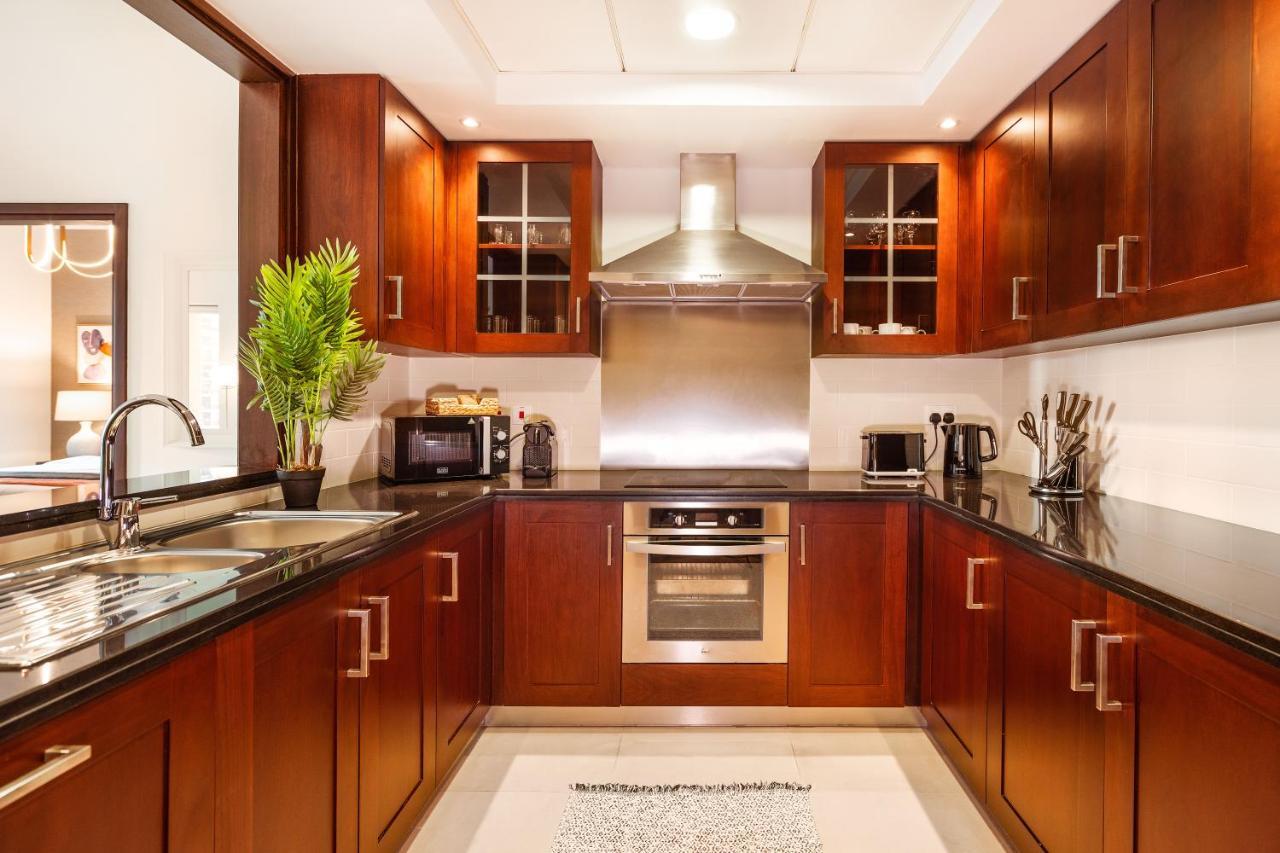 Prime Retreats - 29 Emaar Boulevard Downtown Apartment