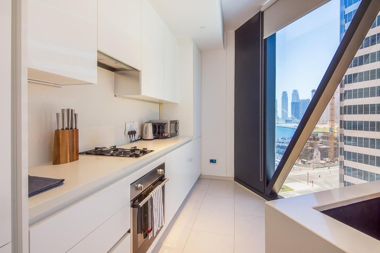 Lovely 1 Bedroom With Partial Burj Khalifa View And Canal View Apartment Dubai