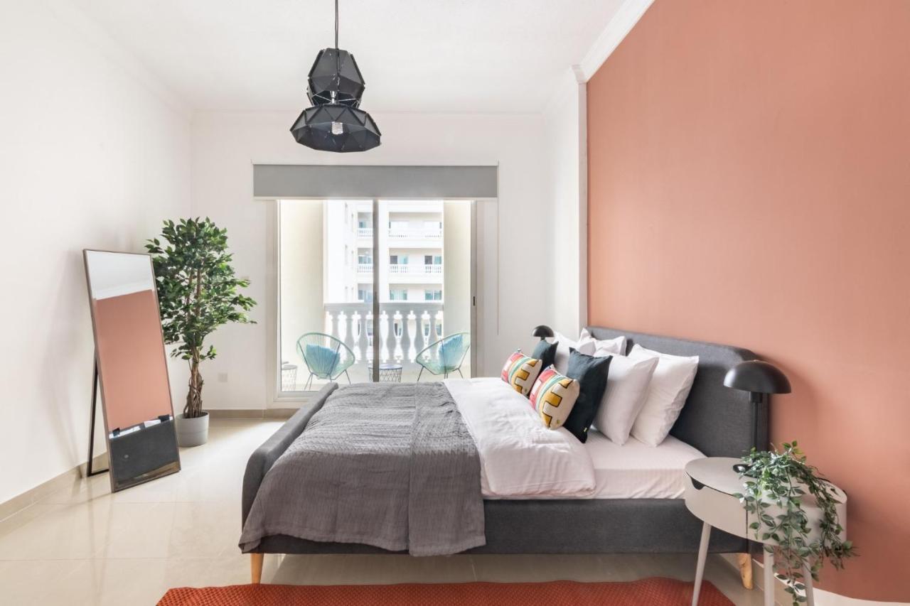 The Smart Concierge - Plaza Residences Apartment *