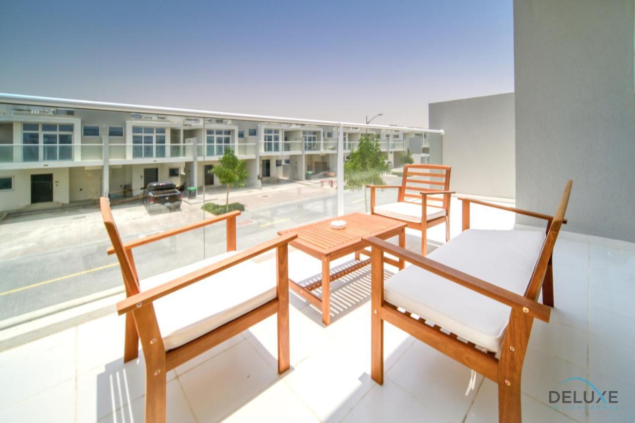 Apartment Cheerful 3br Townhouse At Damac Hills 2, Dubailand By Deluxe Homes