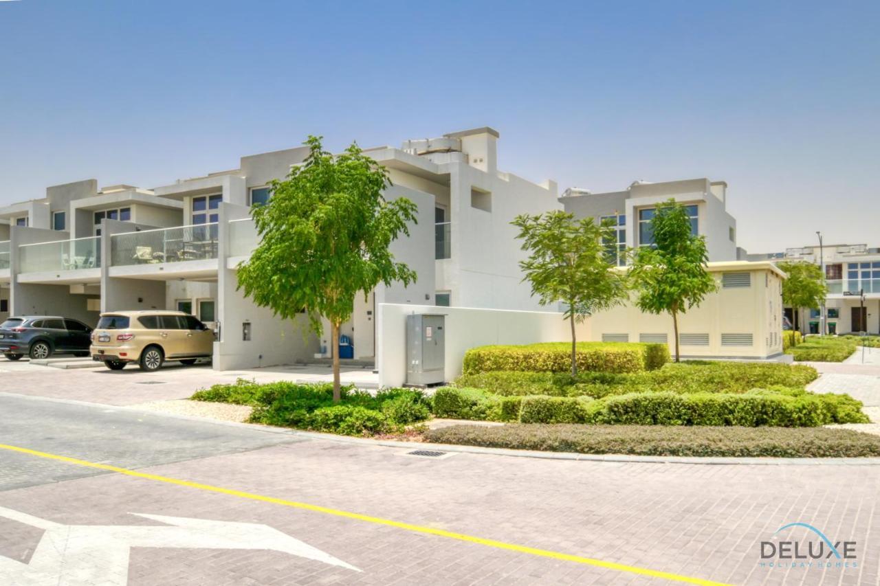 Cheerful 3br Townhouse At Damac Hills 2, Dubailand By Deluxe Homes Apartment Dubai