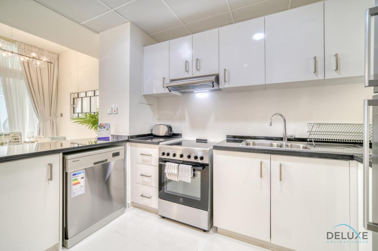 Apartment Cheerful 3br Townhouse At Damac Hills 2, Dubailand By Deluxe Homes