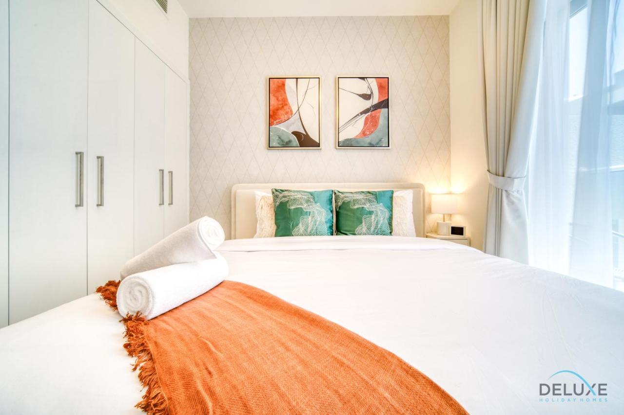 Apartment Cheerful 3br Townhouse At Damac Hills 2, Dubailand By Deluxe Homes *