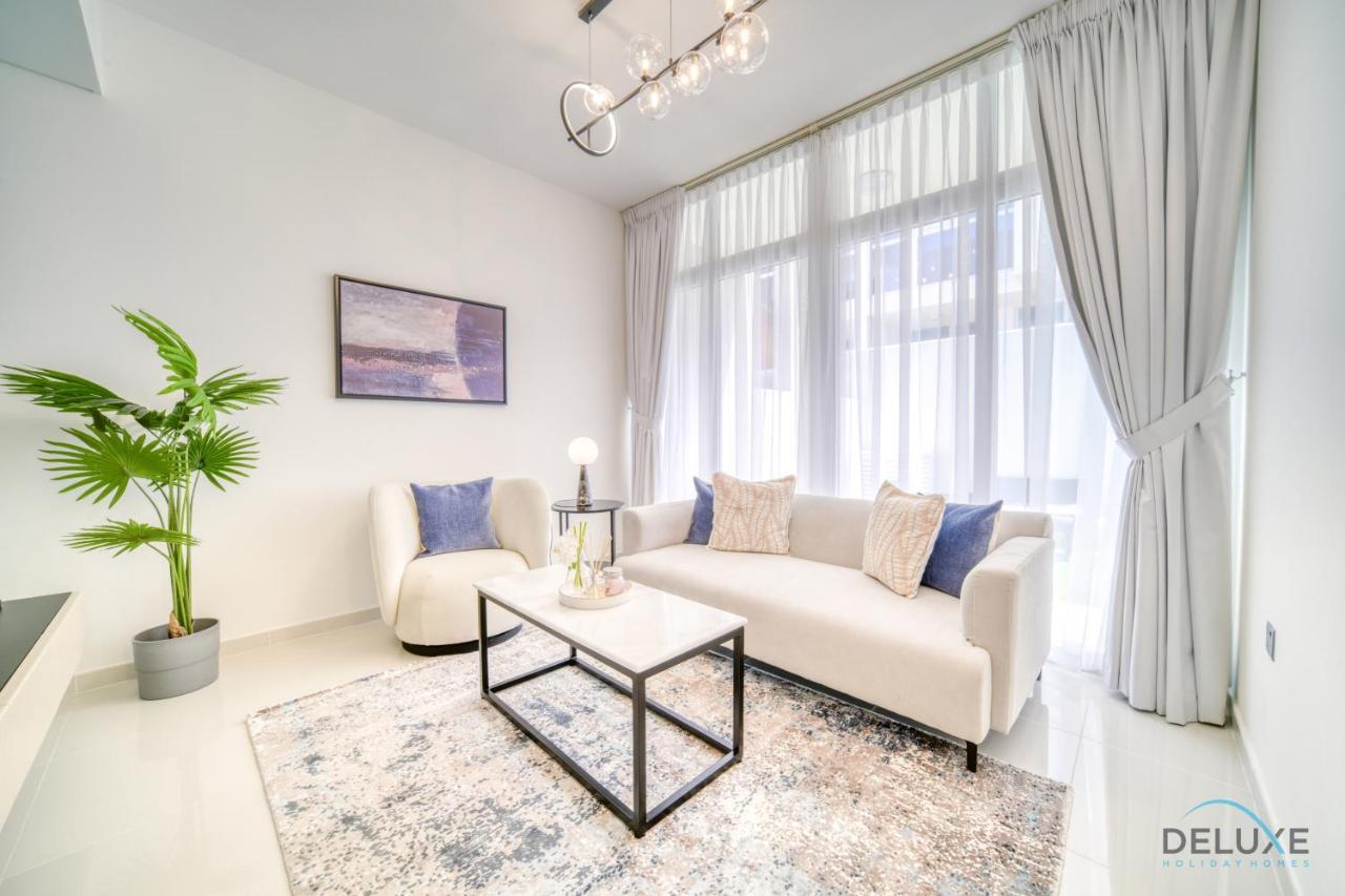 Cheerful 3br Townhouse At Damac Hills 2, Dubailand By Deluxe Homes Dubai