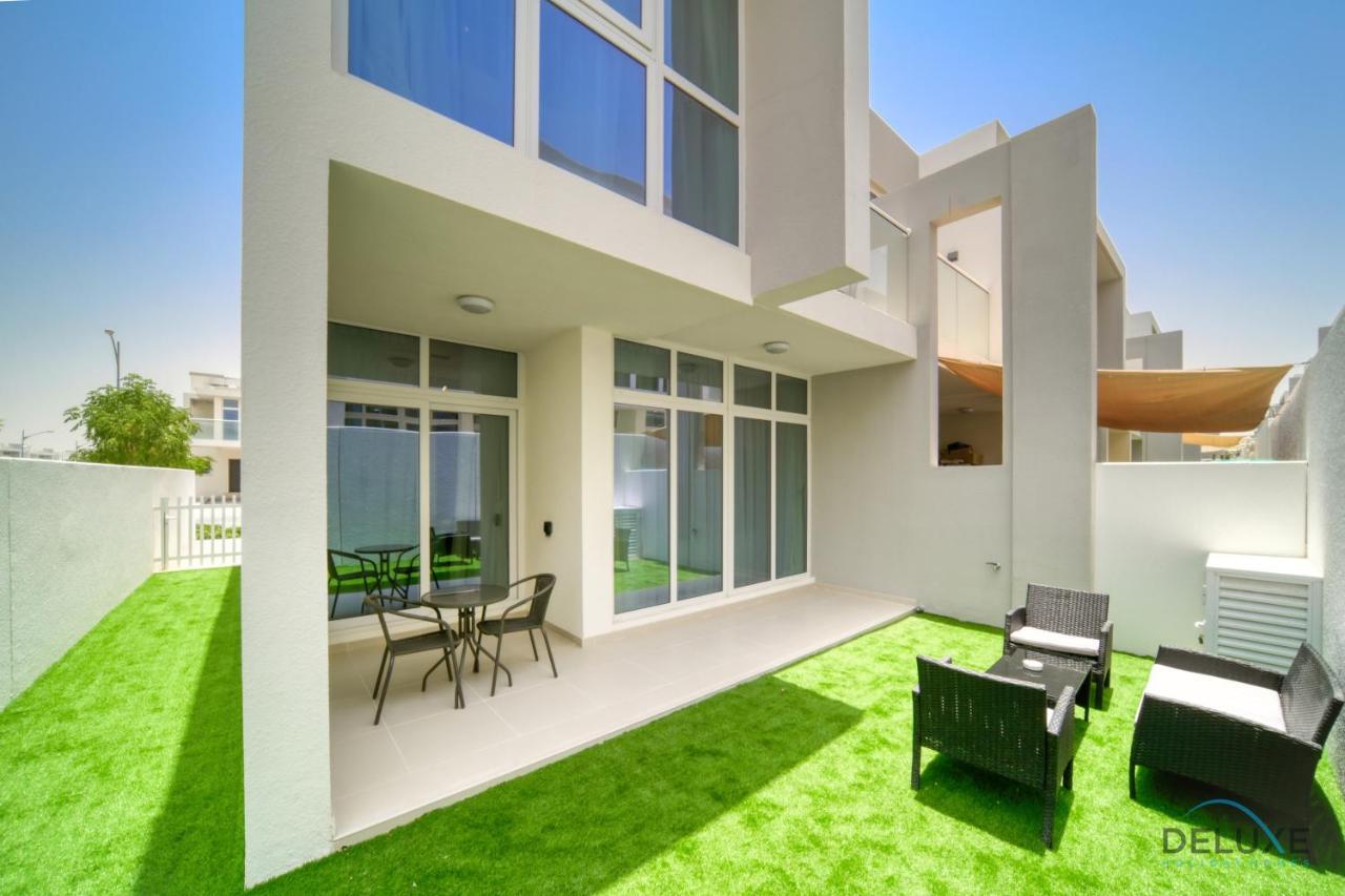 Cheerful 3br Townhouse At Damac Hills 2, Dubailand By Deluxe Homes Apartment Dubai