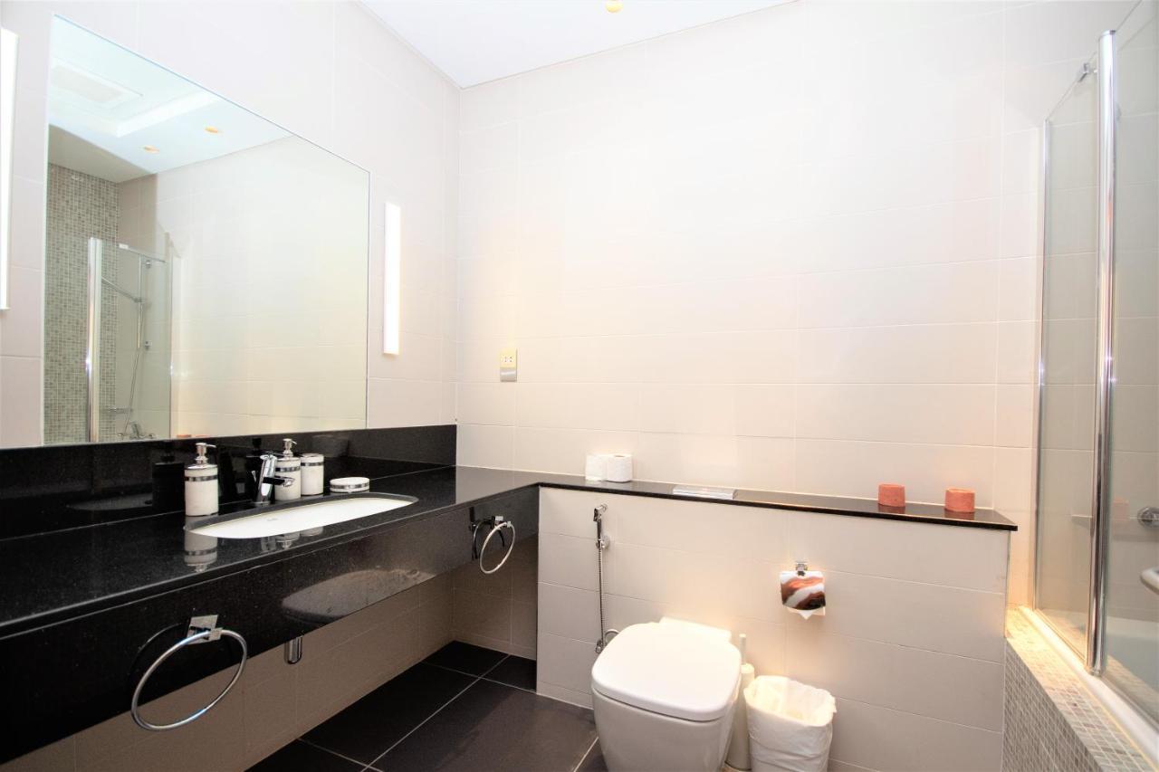 Apartment Luxury Dowtown Apt With Stunning Skyline Views