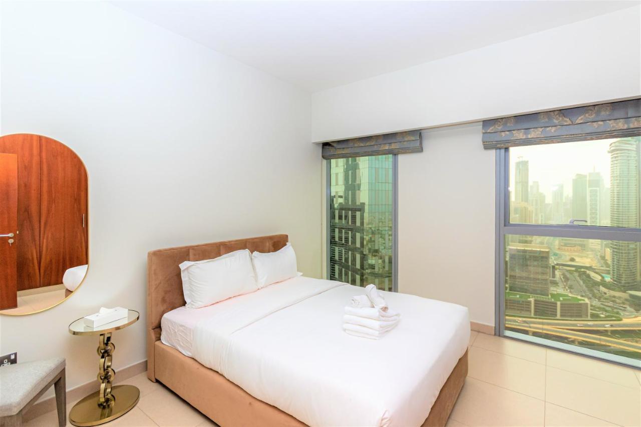 Apartment Luxury Dowtown Apt With Stunning Skyline Views
