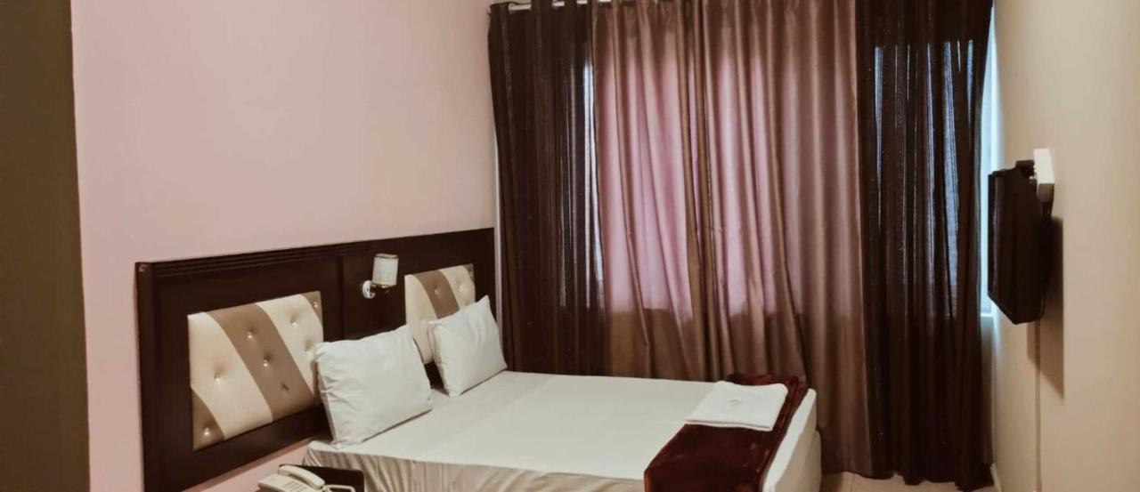 Oyo 902 Prime Llc 3*