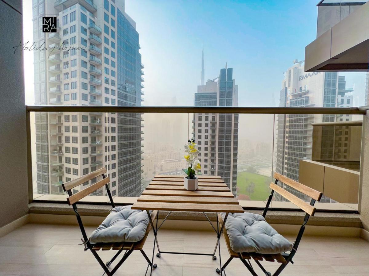 Mira Homes - Newly Furnished In Downtown Apartment *