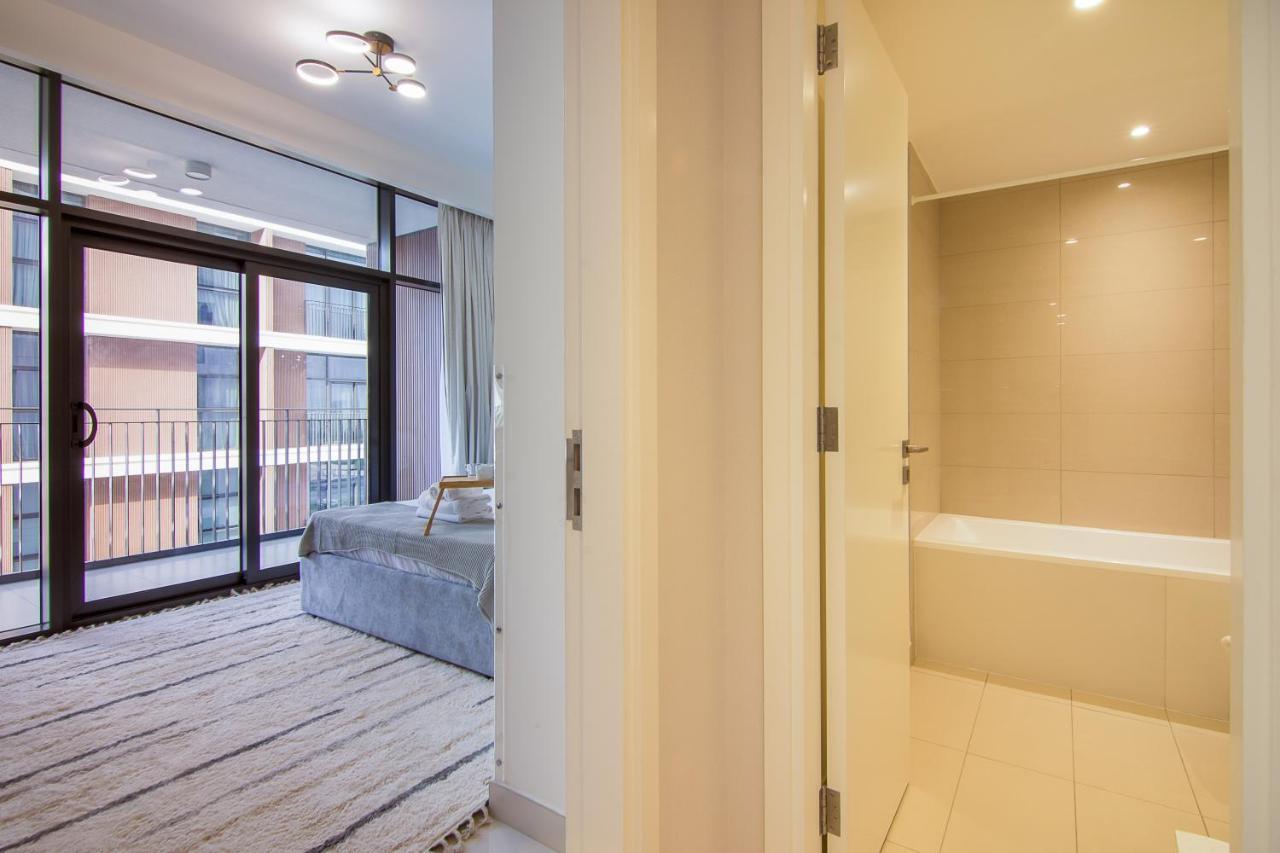 Brand New 1 Bedroom Hills 601