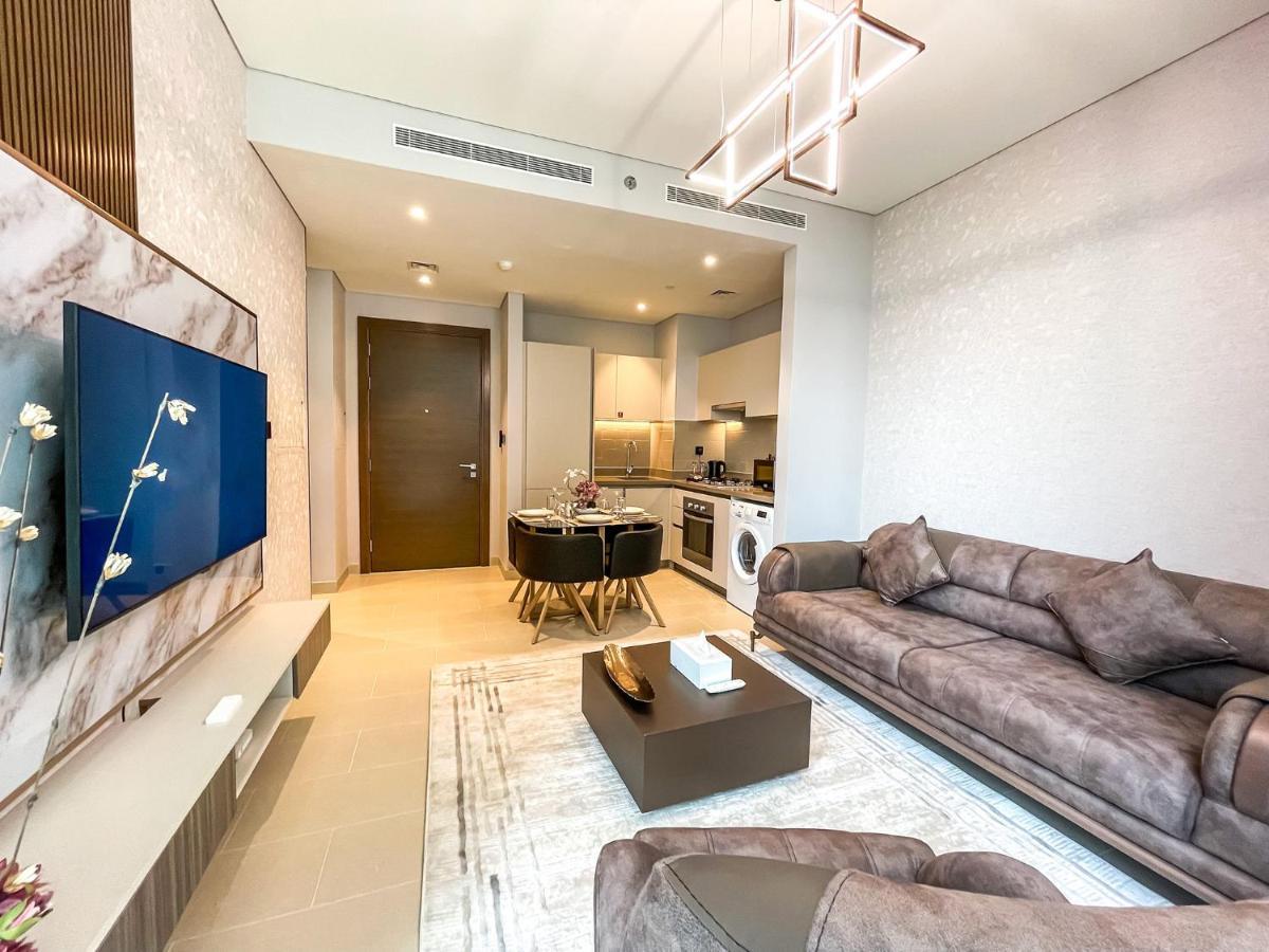 By Latinem Luxury 1br Cv A207 Near Burj Khalifa Dubai