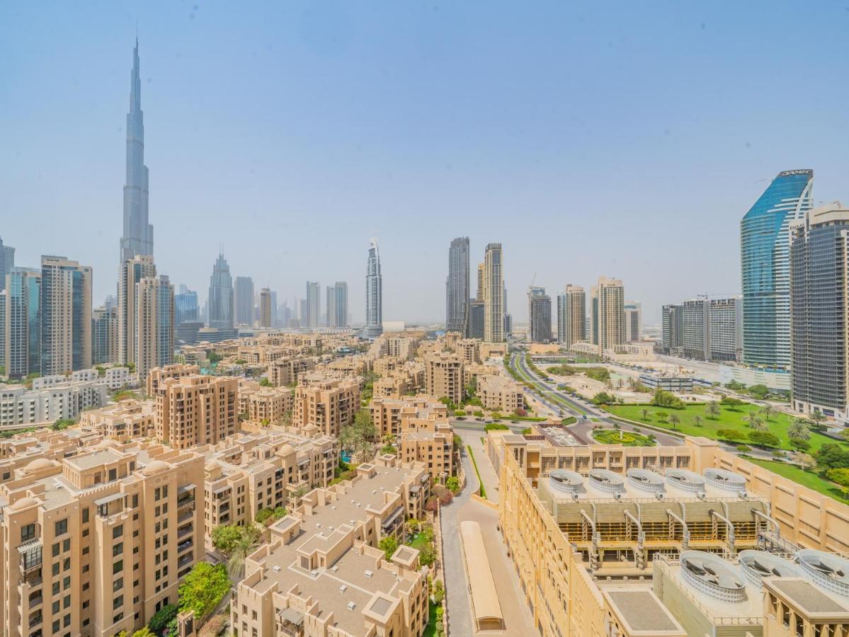 Monty Holiday - Incredible Burj Khalifa View From This Vibrant Apt Apartment Dubai