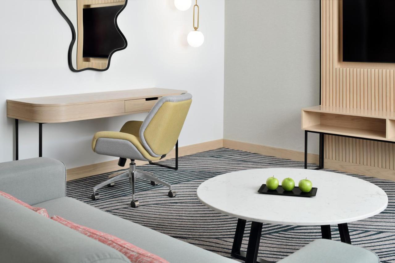 Crowne Plaza - Jumeirah By Ihg Dubai