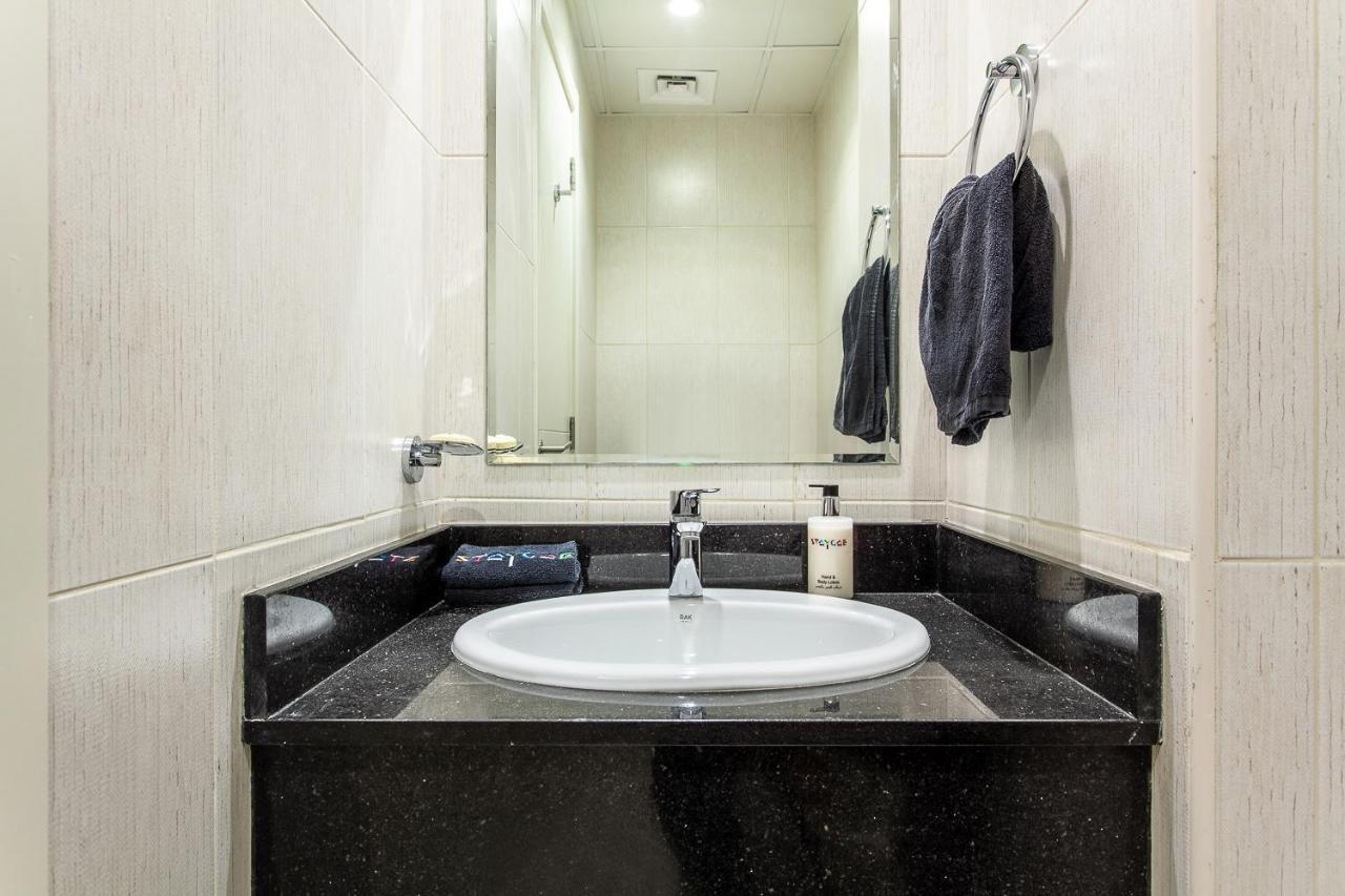 Staycae Homes - Tower 108 Dubai