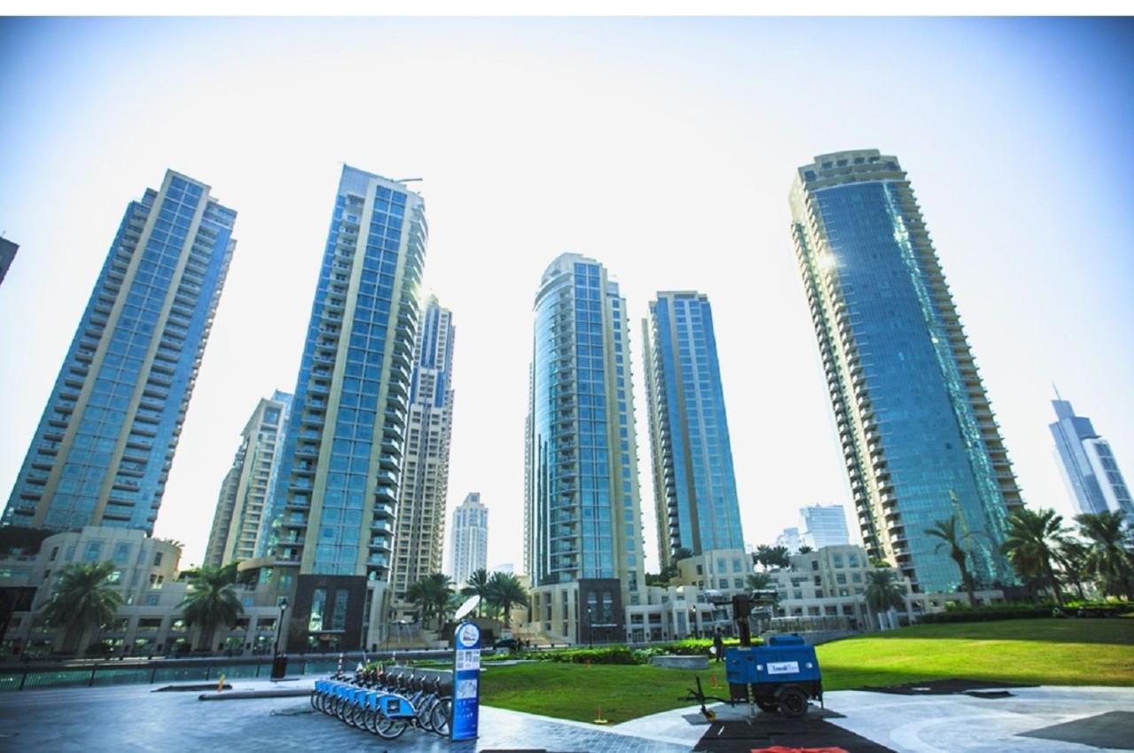 Higuests - Charming Apt With Terrace Facing Burj Khalifa Dubai