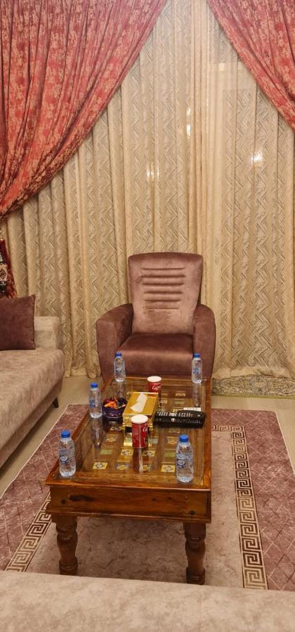 Lovely 1 Bedroom In The Heart Of Apartment *