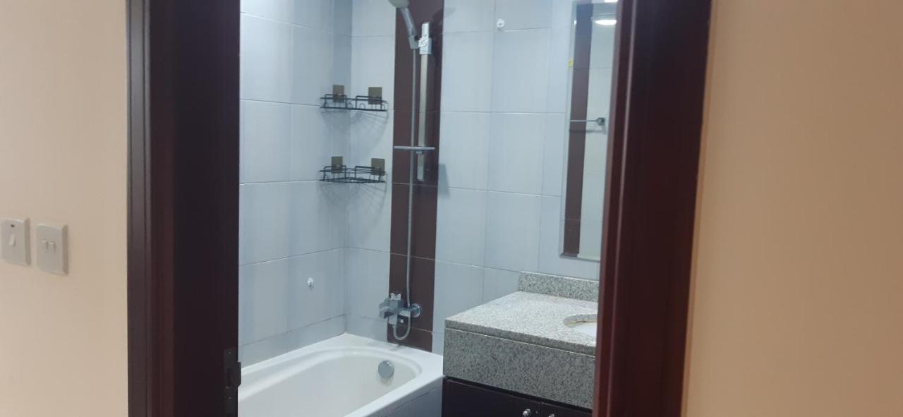 Apartment Oasis Tower Sports *