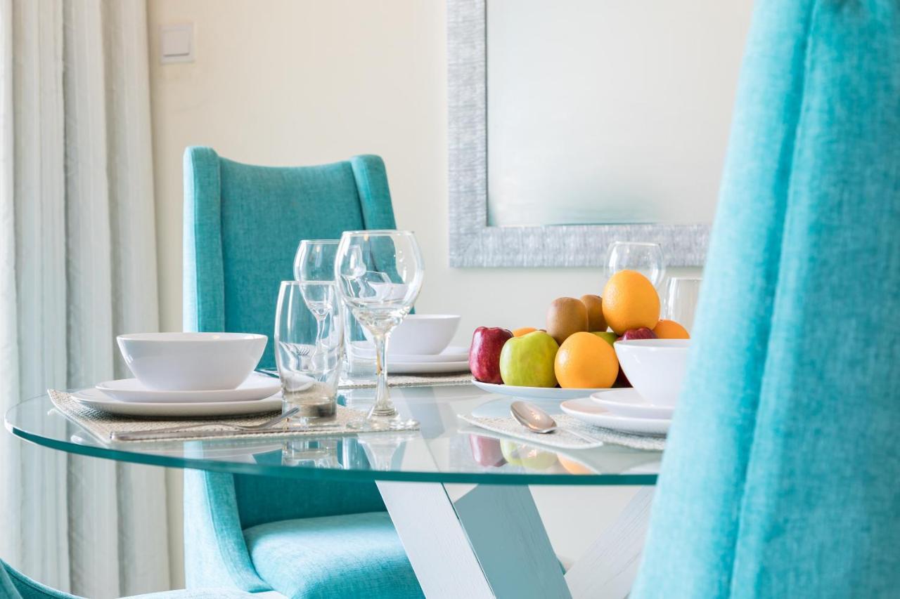 Maison Privee - Luxury Urban Retreat With Burj Khalifa Views Apartment *