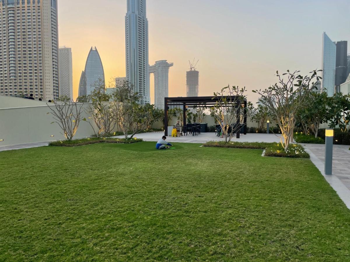 Ultimate / 2 Beds / Linked To Mall Apartment Dubai