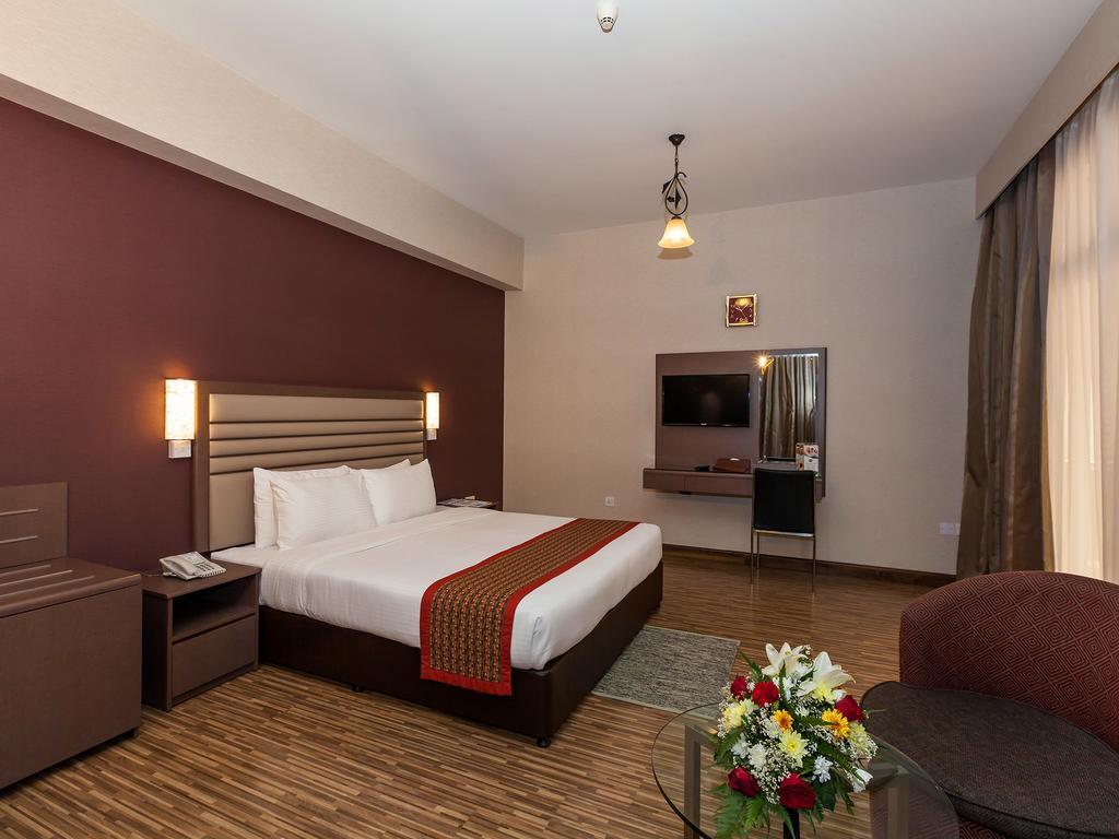 Wave International Hotel 2*