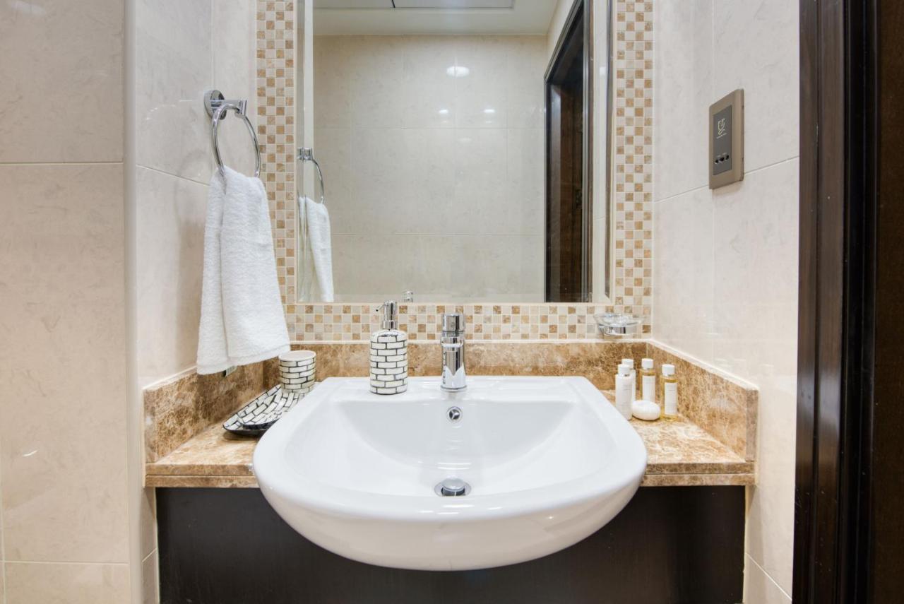 Maison Privee - Luxury 2br On The Palm With Stunning Sea Views * Dubai